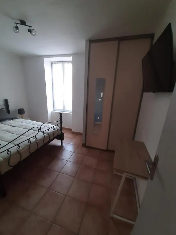 Apartment Maison 100 M2, Terrasse 25 M2, Clim, 3 Chbs Avec Tv, Parking Pierrelatte