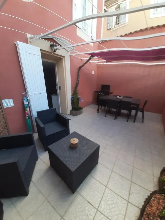 Maison 100 M2, Terrasse 25 M2, Clim, 3 Chbs Avec Tv, Parking Pierrelatte